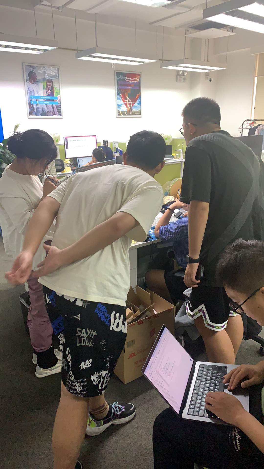 幻道团队在企业现场协作办公与驻场开发